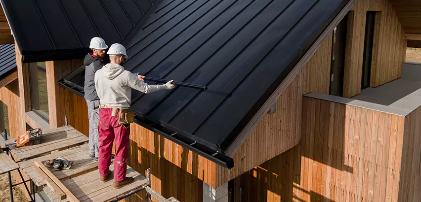 Metal Roof Maintenance in Elk Grove Village