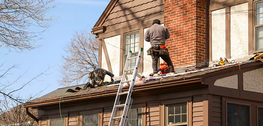 Roof Siding Trim Repair in Elk Grove Village