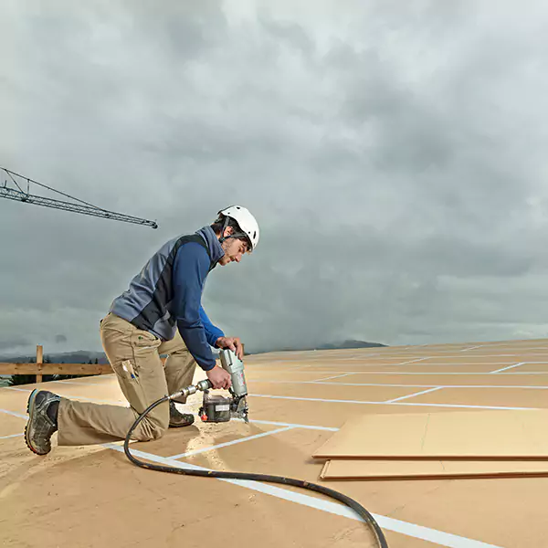 Why Elk Grove Village Business Owners Choose Elk Grove Village Roofing Pro for Roof Replacement?